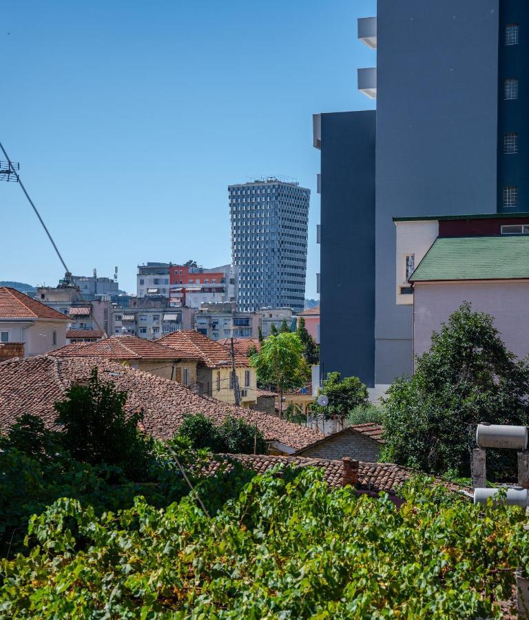 Vibe Studio Apartment Tirana Exterior photo